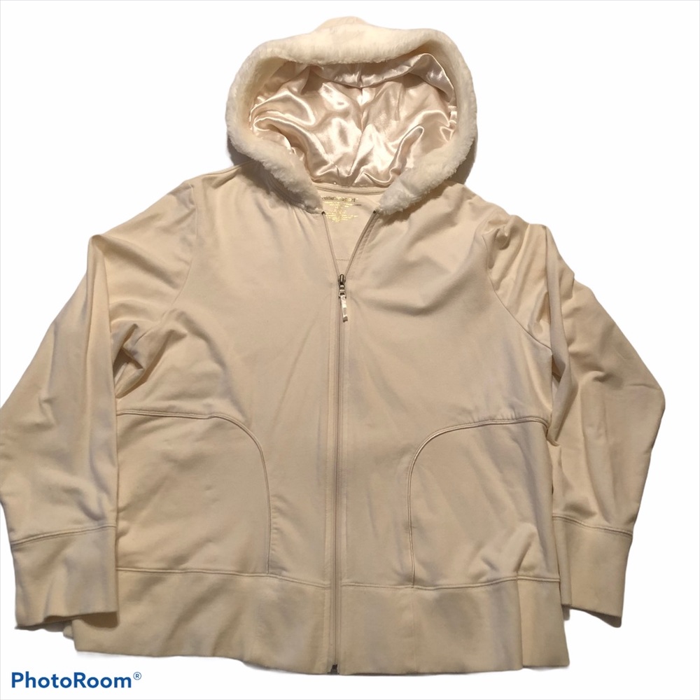 Venezia Sport by Lane Bryant Zipper Hoodie Cream